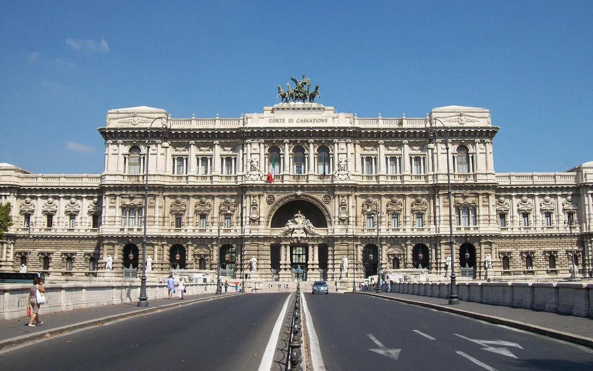 Palazzo di Giustizia a Roma e normativa sul diritto d autore